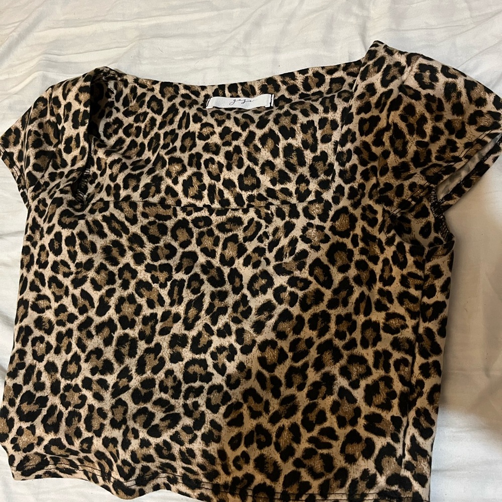 Brown and Black Fitted Cap Sleeve Blouse with Peter Pan Collar